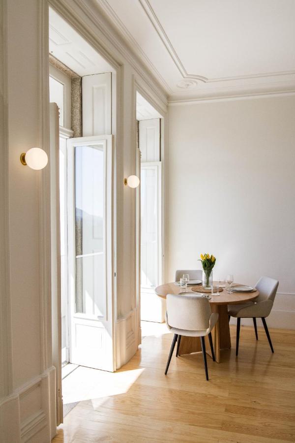 Modern Charming Loft With Balcony In Central Porto Exterior foto